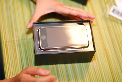 �ڿ���ƻ��֮ս����עiPhone�ƽ����� 